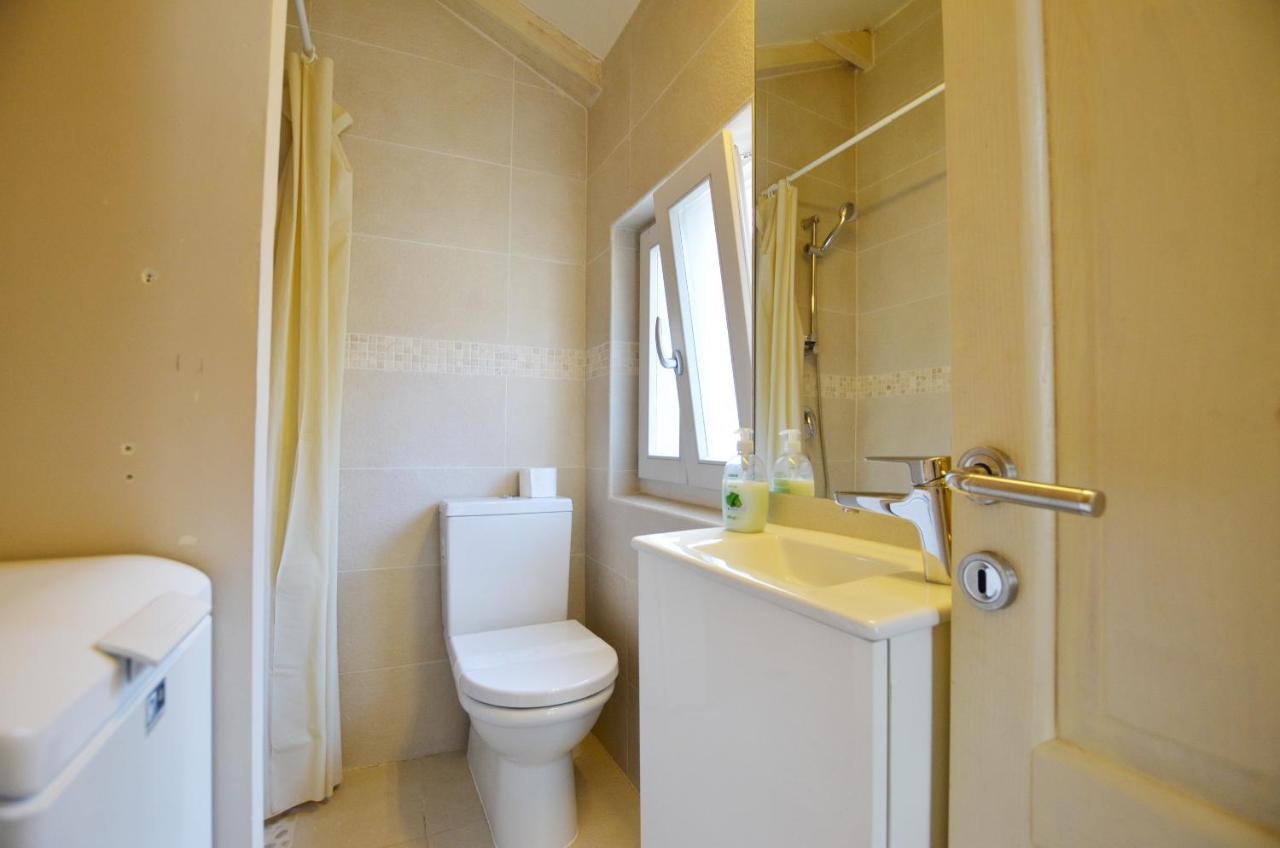 Grisia Apartment *
